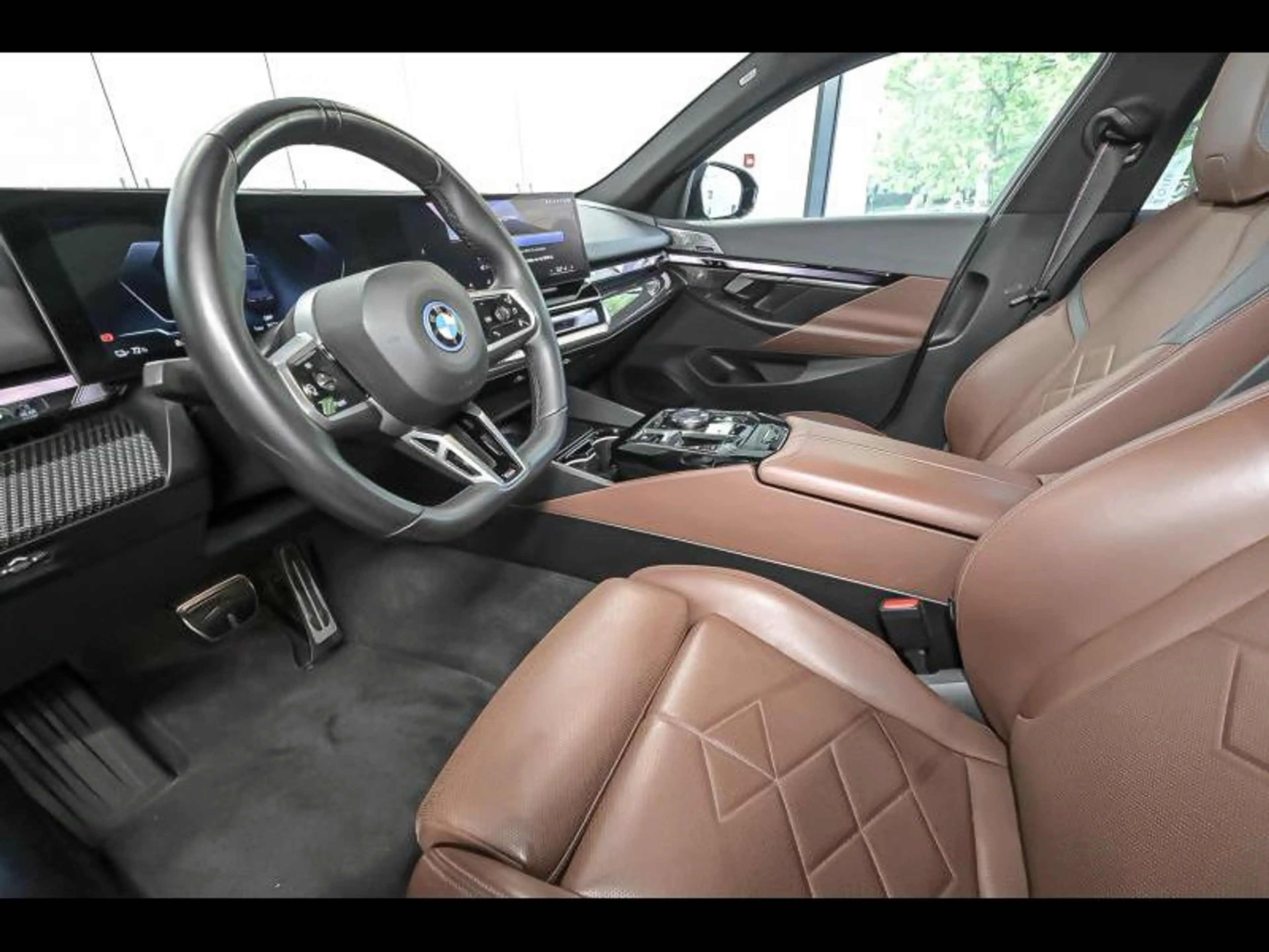 BMW i5 eDrive40 Touring | PACK SPORT M PRO — photo 6