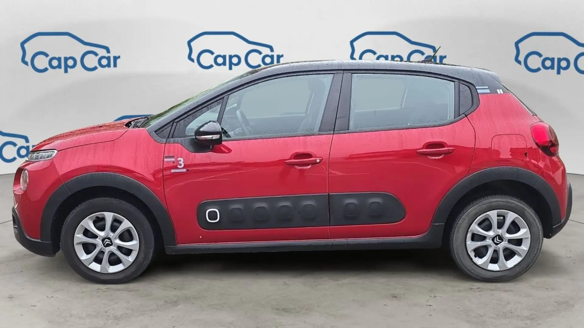 Citroen C3 III 1.2 PureTech 82 Graphic - Première main Rouge - 2