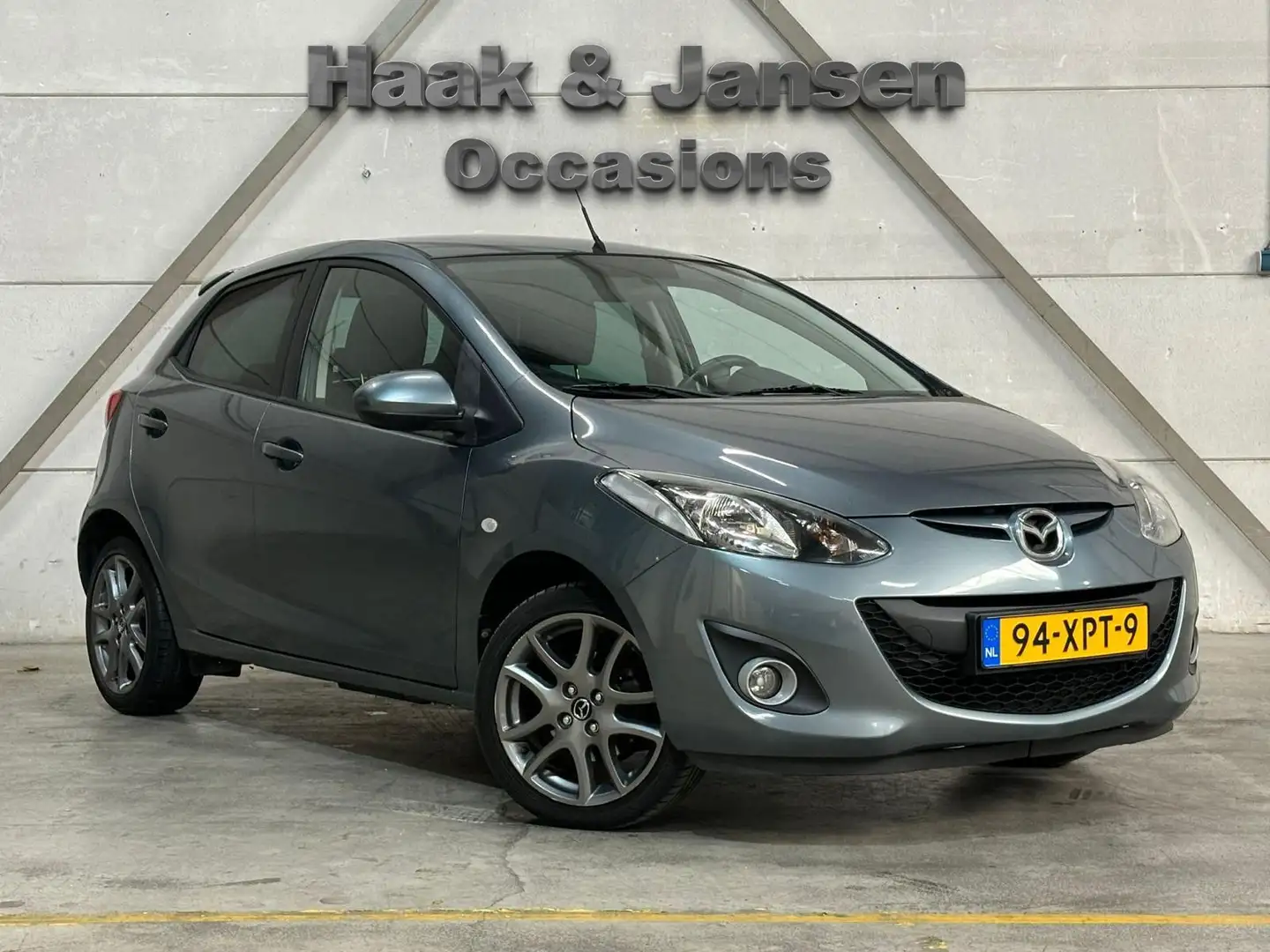 Mazda 2 1.3 BIFUEL Navigator GT Grijs - 2