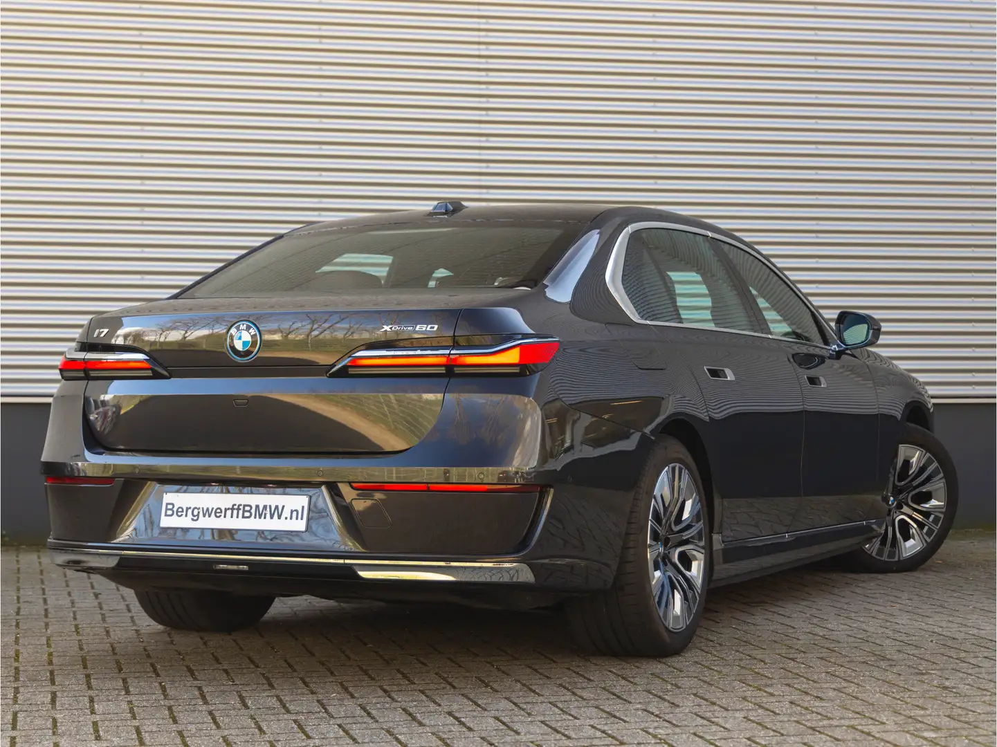 BMW i7 xDrive60 - Bowers & Wilkins - Automatische Deuren Grigio - 2