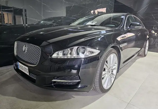 Jaguar XJ 5.0 LWB Portfolio Aut.