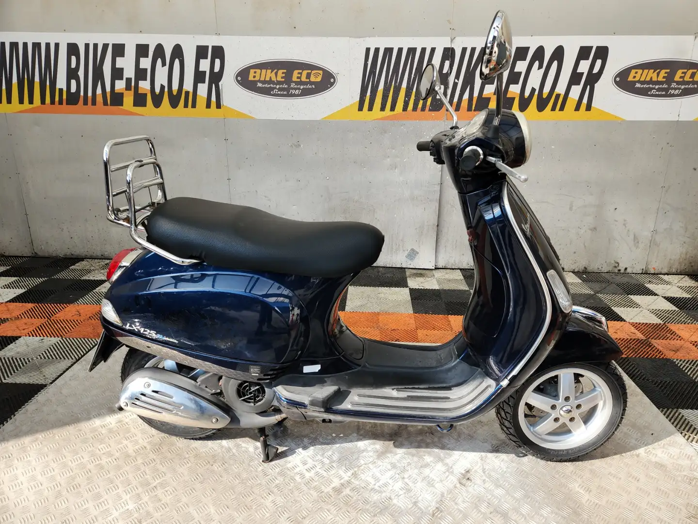 Vespa LX 125 Azul - 1