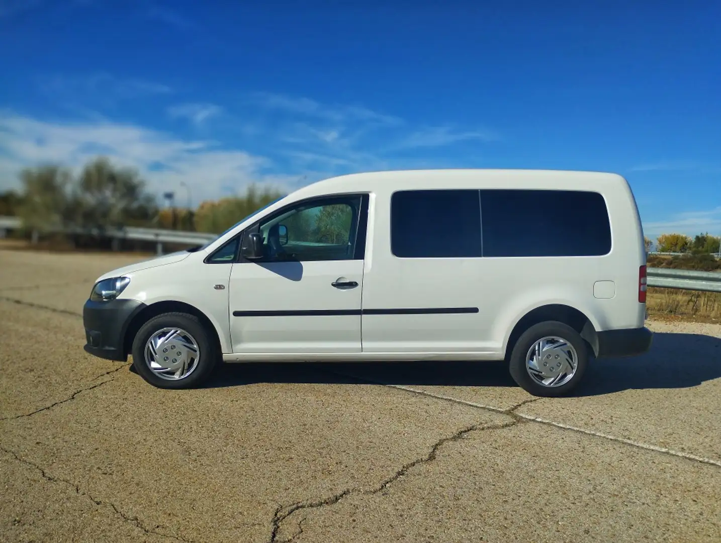 Volkswagen Caddy Furgón PRO Maxi 2.0TDI 4M Blanc - 1