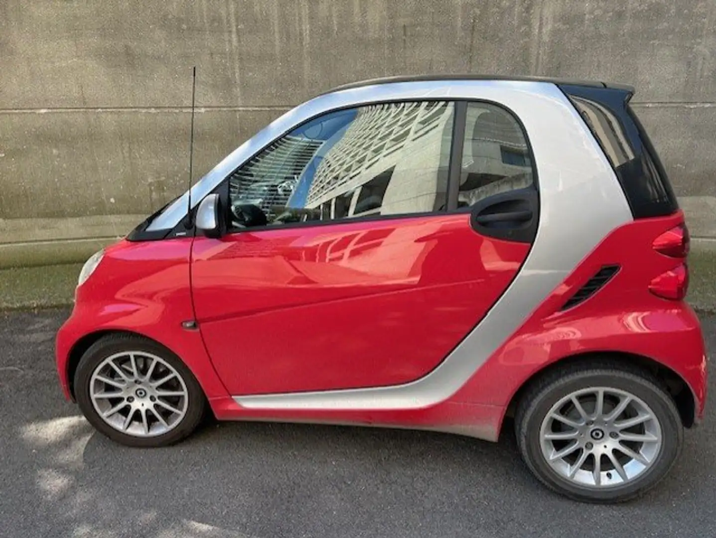 smart forTwo smart Rouge - 1