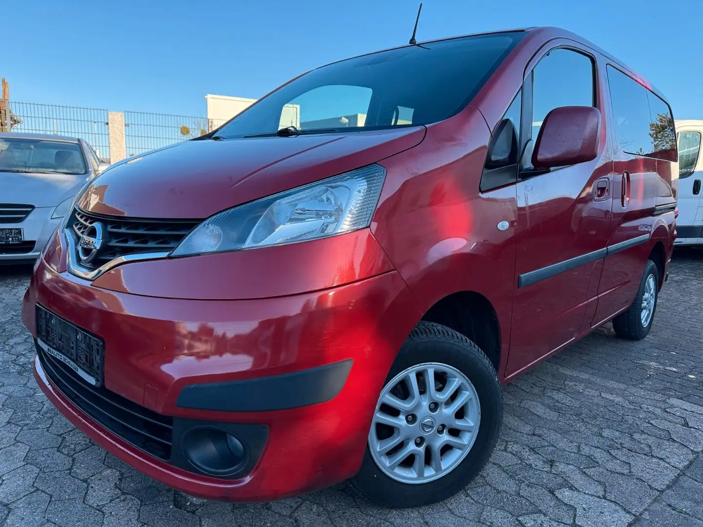 Nissan NV200 7-Sitze,Klima,Kamera ,2-Hand,AHK Rouge - 1