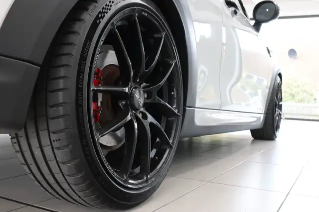Mini Hatch view 7