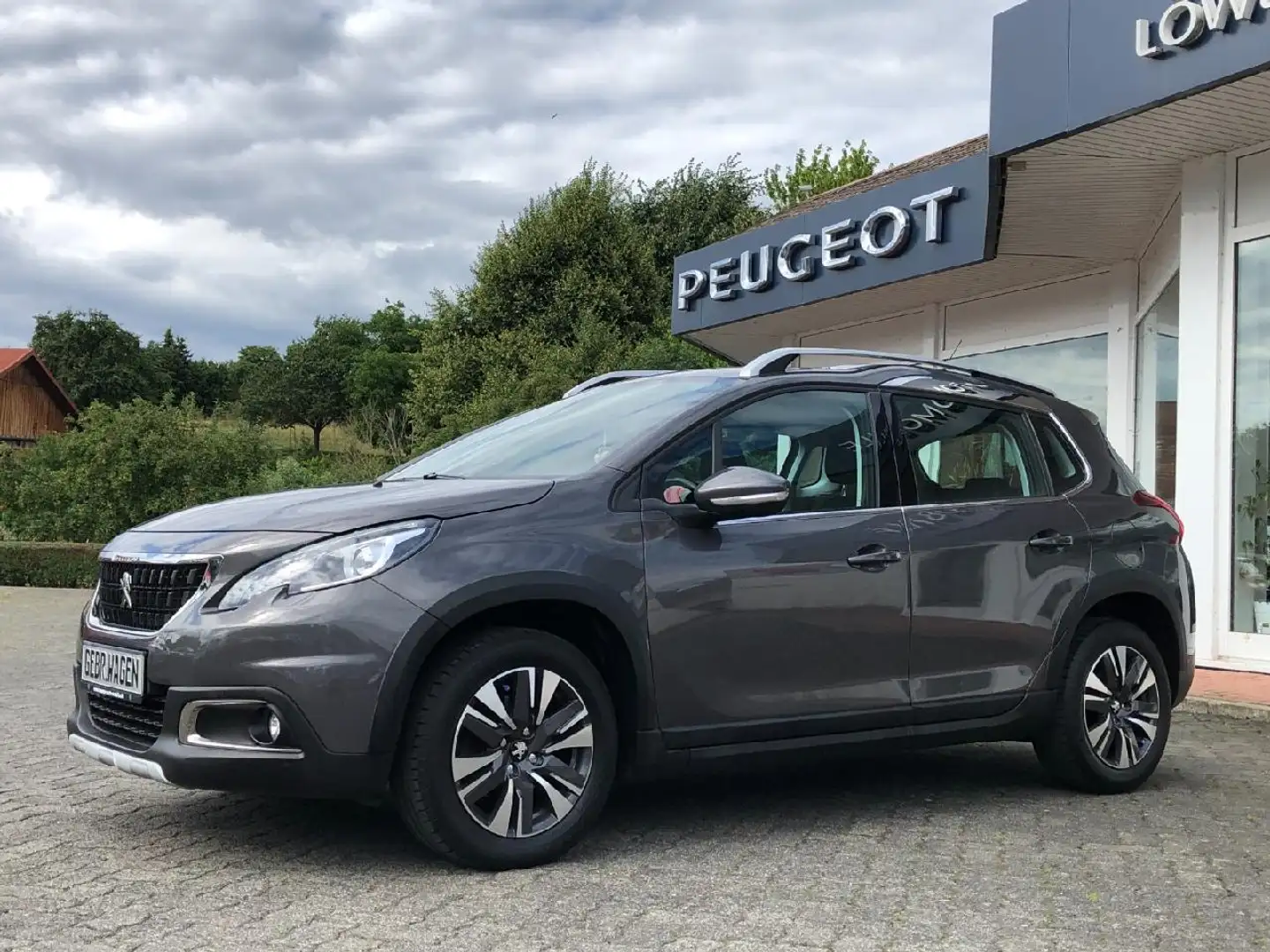 Peugeot 2008 Allure Gris - 1