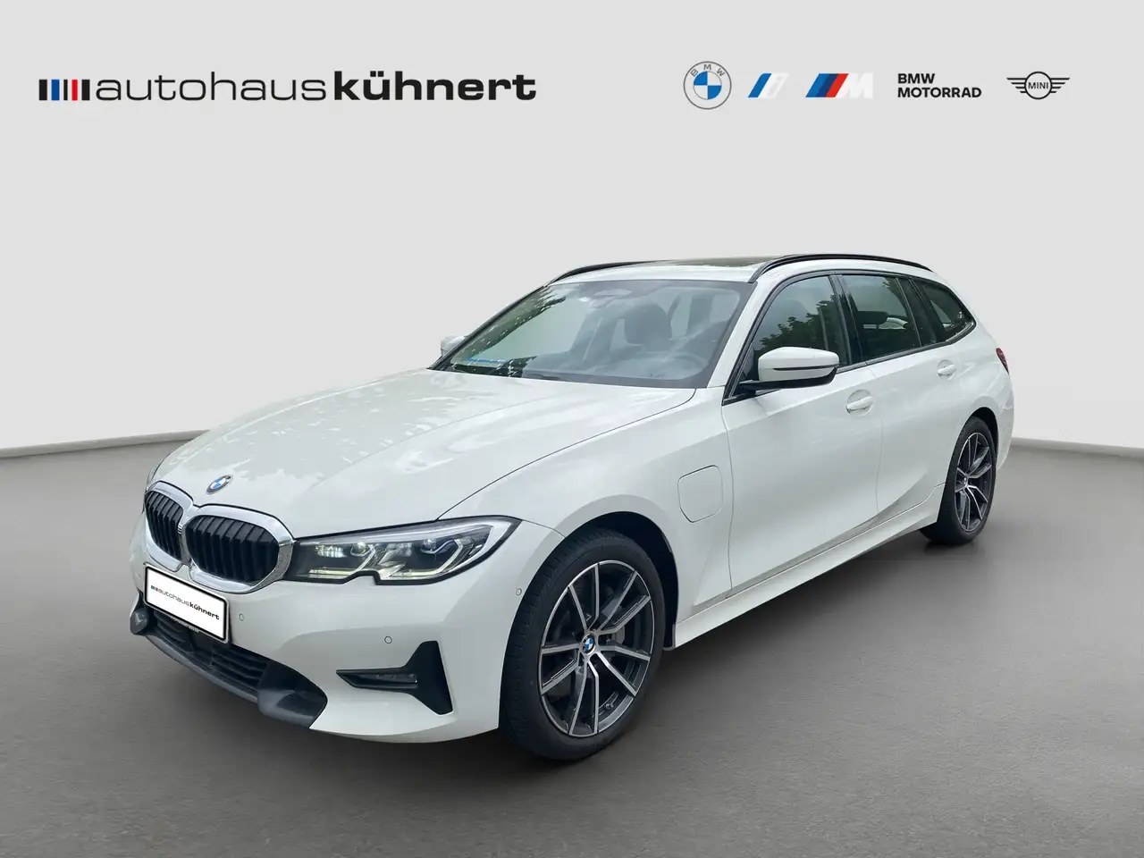 BMW 330