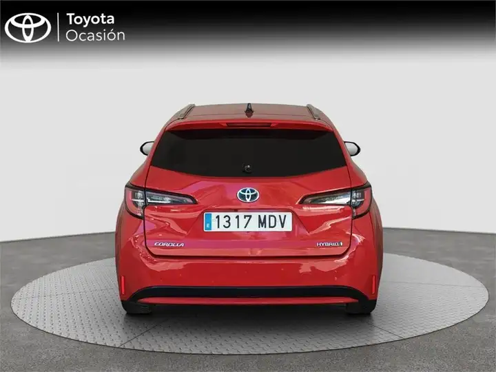 Toyota Auris 2023, foto 4