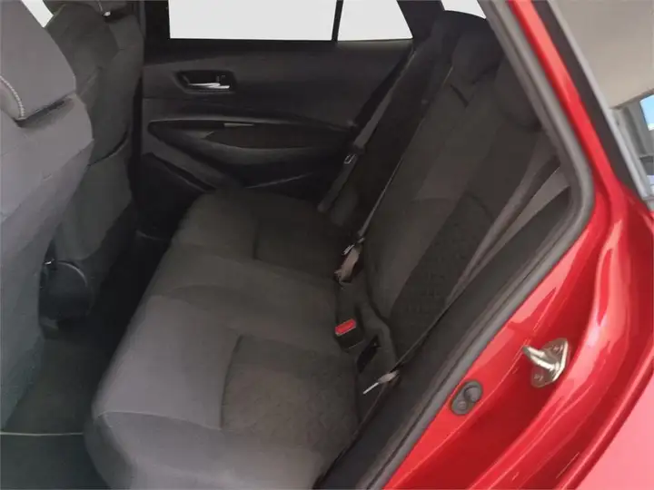 Toyota Auris 2023, foto 11