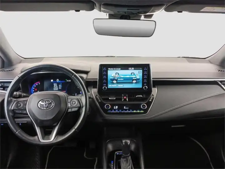 Toyota Auris 2023, foto 8
