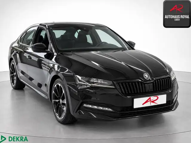 Skoda Superb view 3