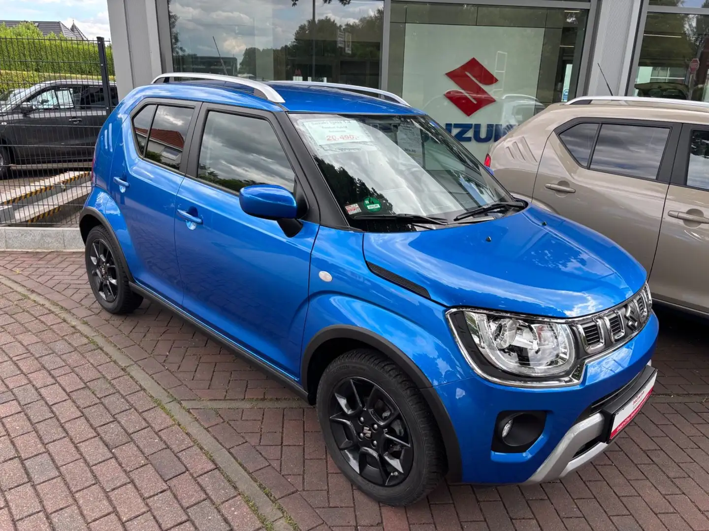 Suzuki Ignis 1.2 Comfort CVT Hybrid Blau - 2