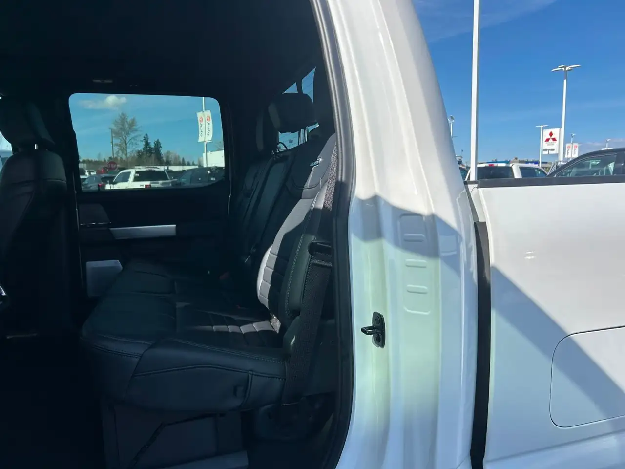 Ford F-450 Super Duty снимка Ford F-450 Super Duty