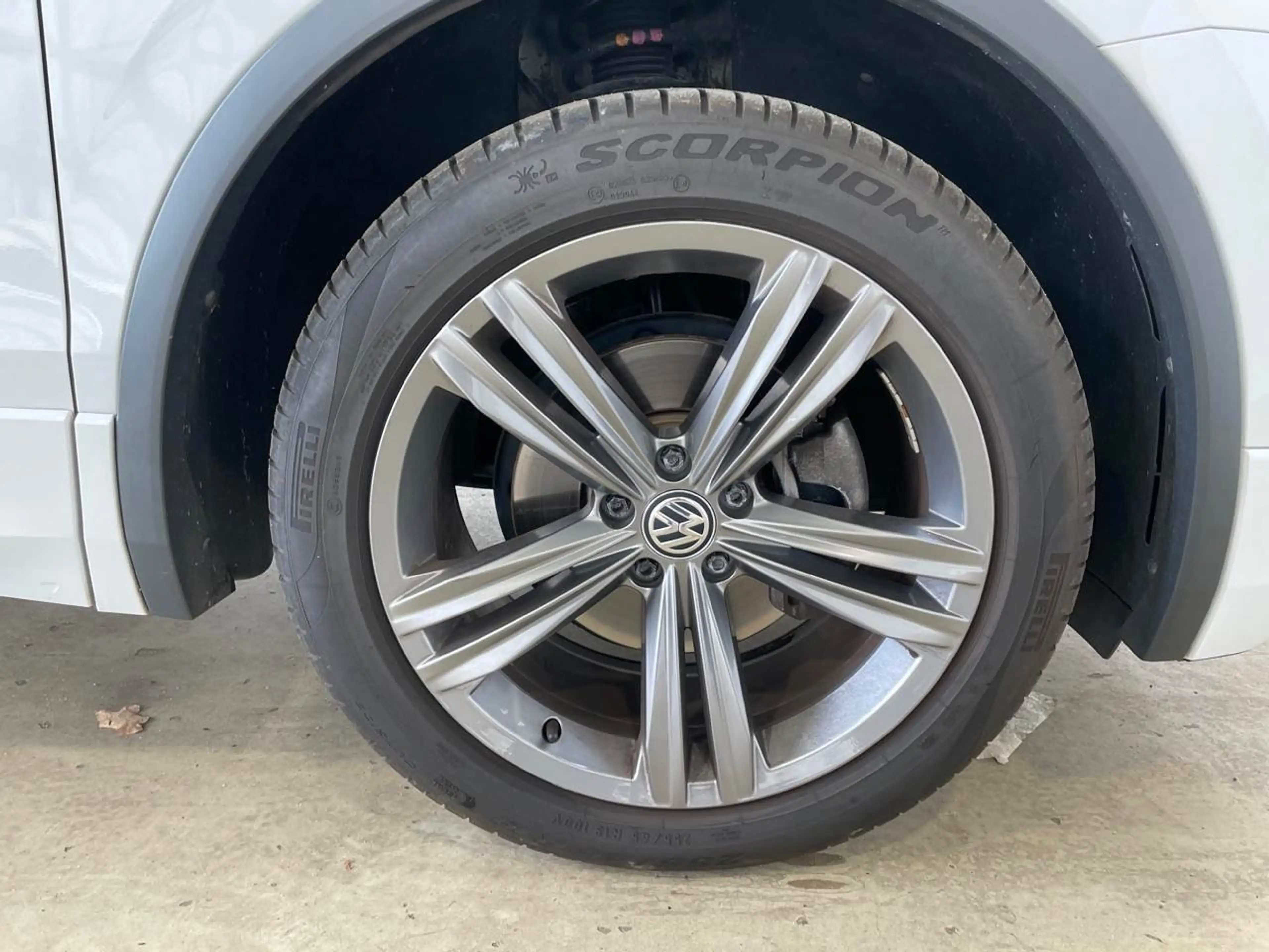 Volkswagen Tiguan Allspace 2.0 TDI Comfortline R-Line AID — photo 12