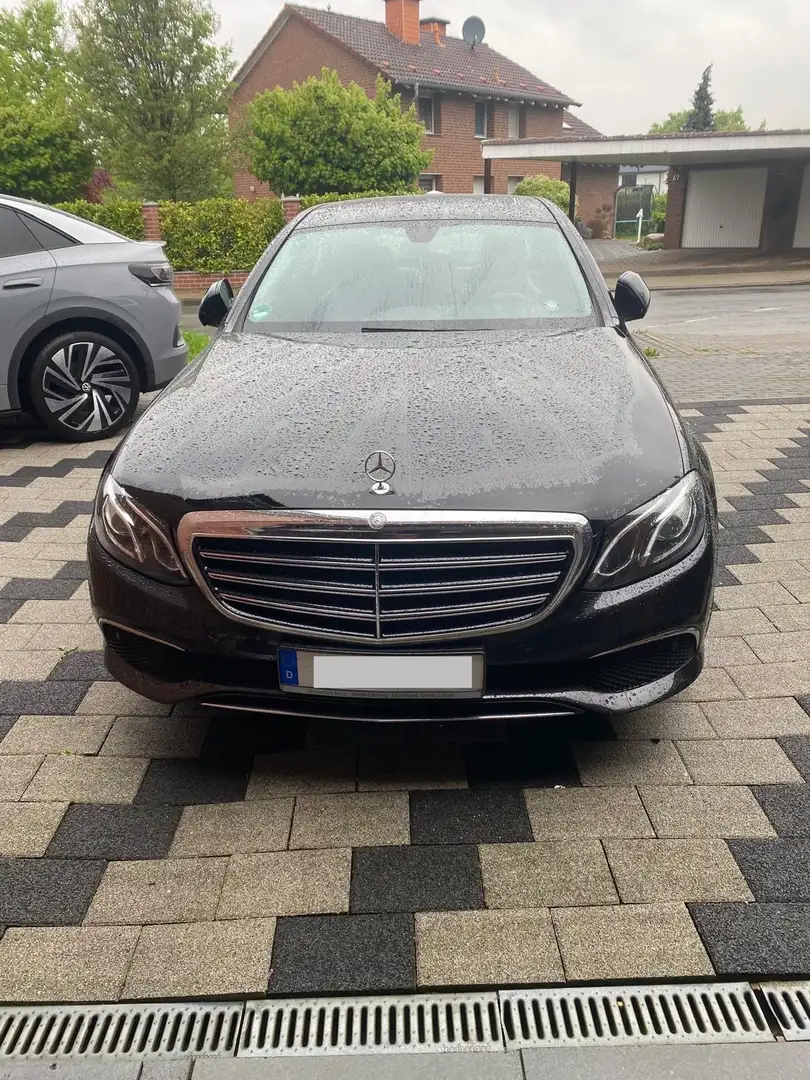 Mercedes-Benz E 350 d Avantgarde Schwarz - 1