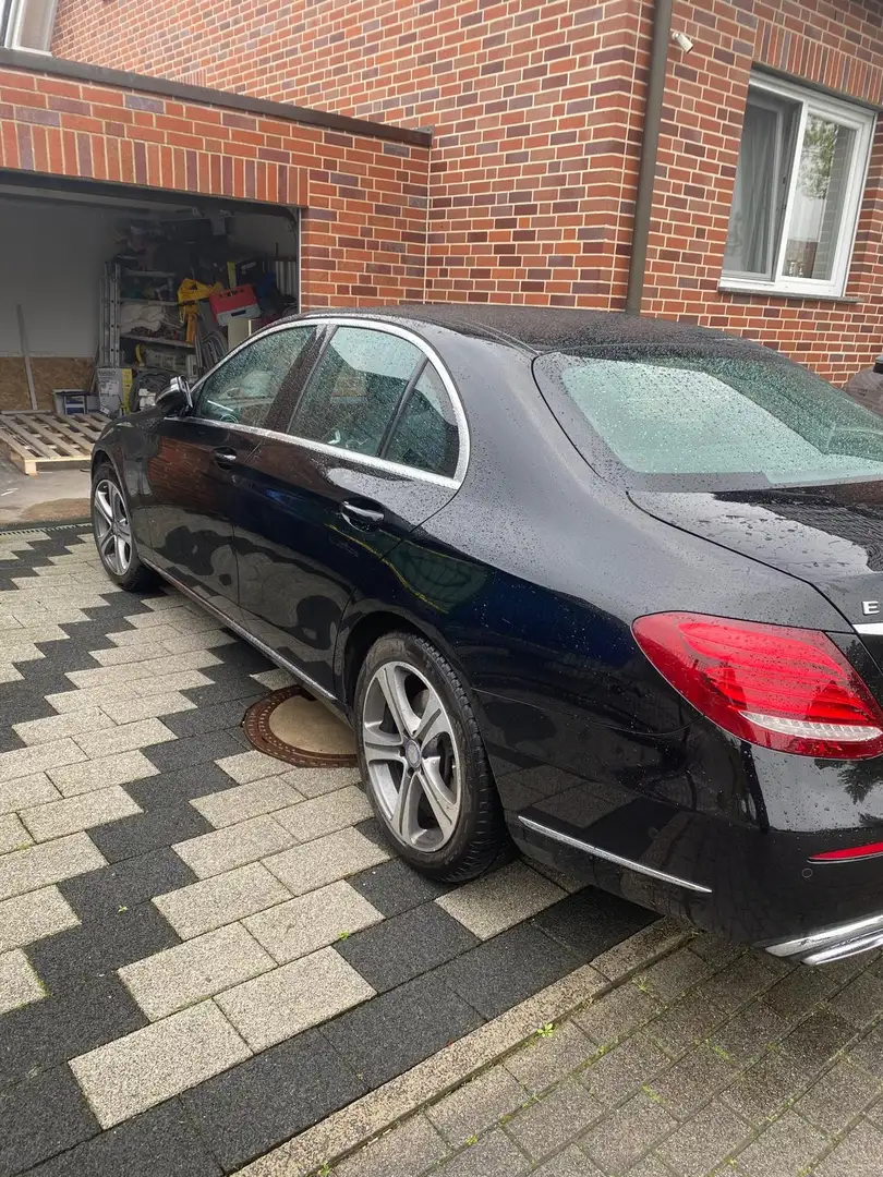Mercedes-Benz E 350 d Avantgarde Schwarz - 2
