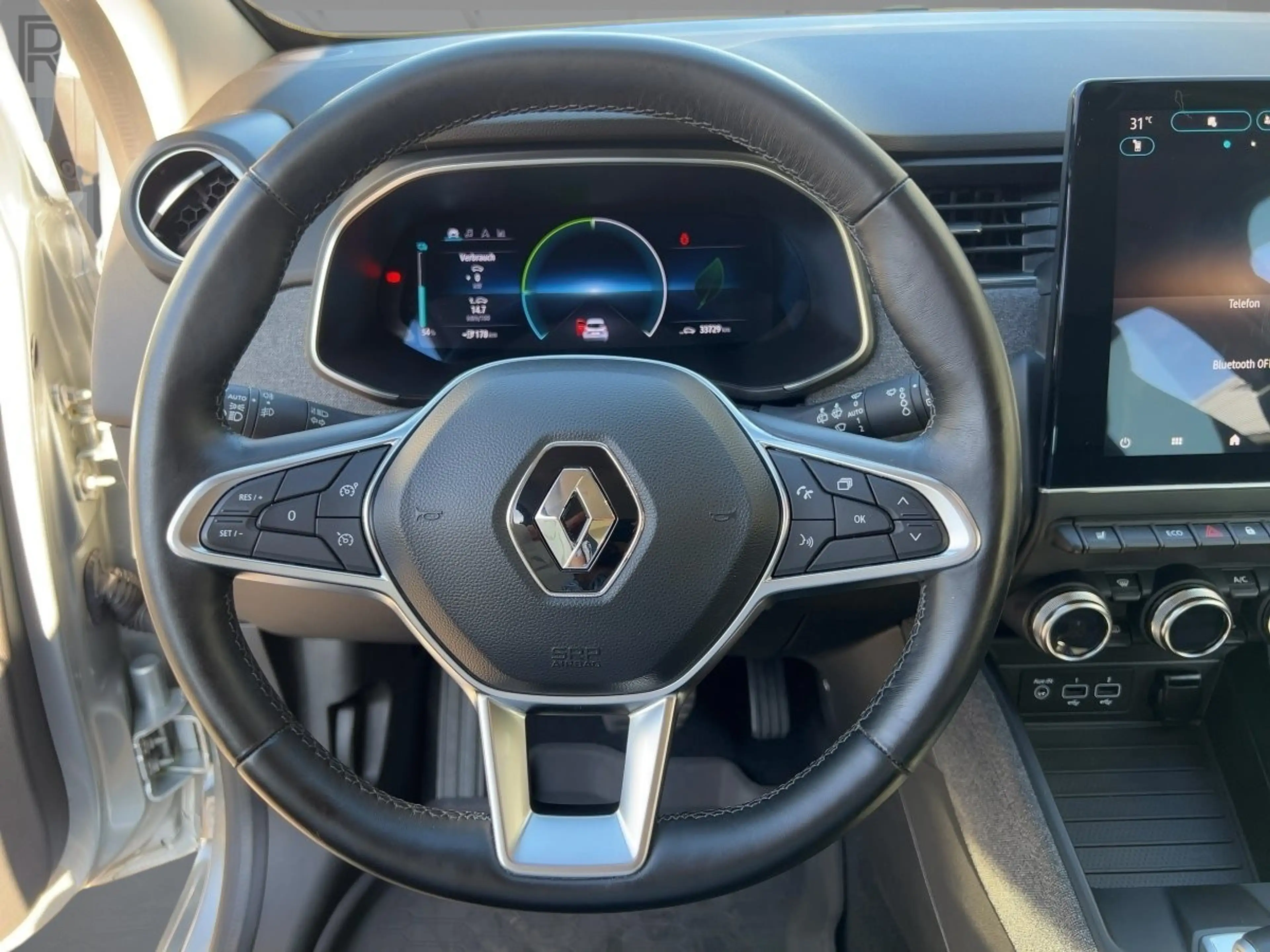 Renault ZOE R135/ EV50 Techno — photo 11