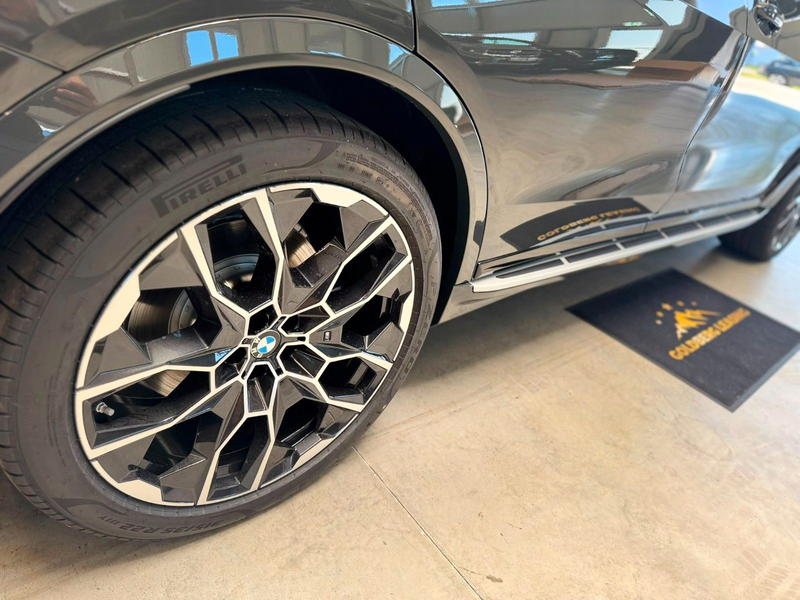BMW X7 xDrive 40d M Sport PRO B&W SKY EXCLUSIVE FULL — photo 13
