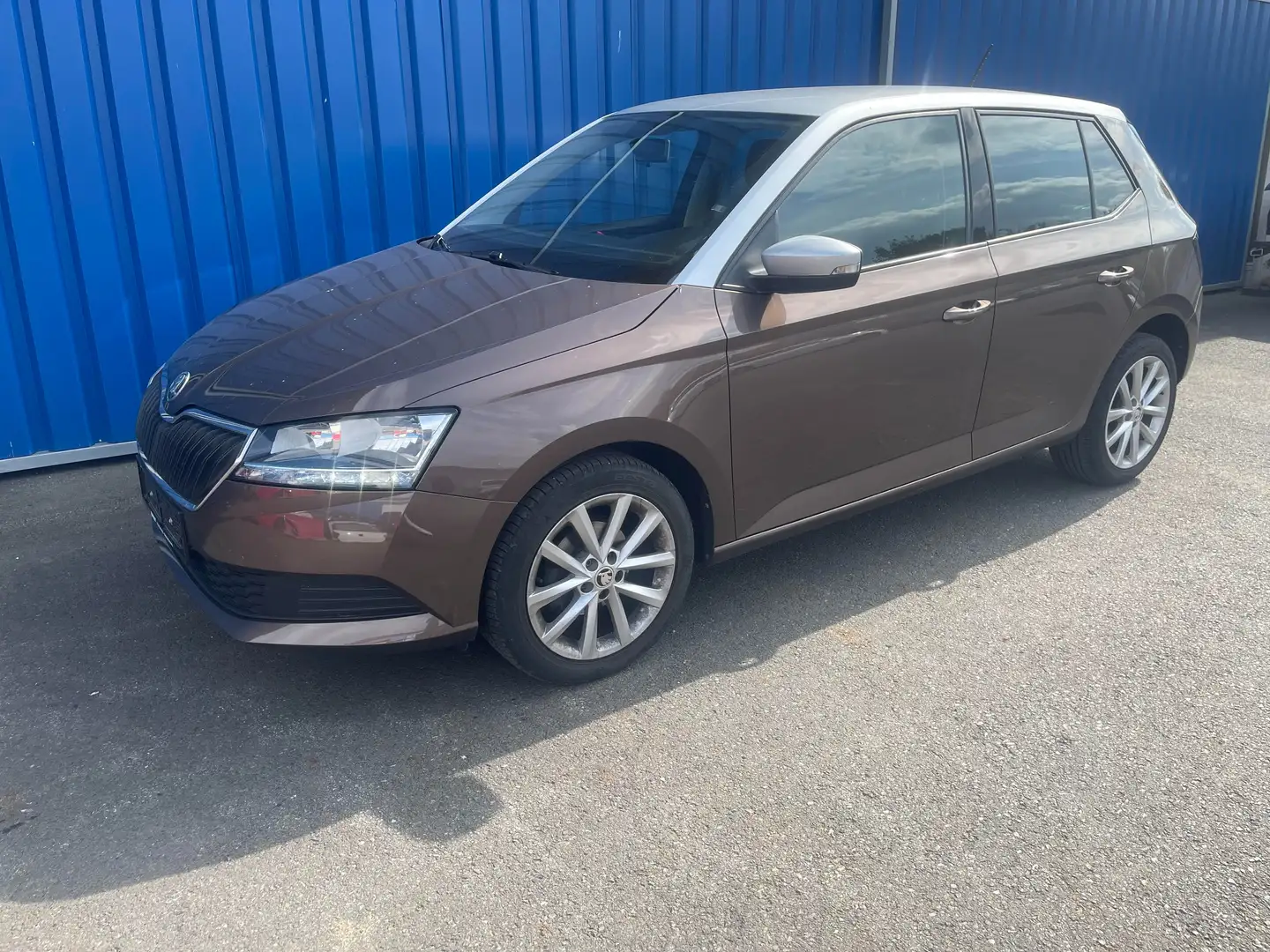 Skoda Fabia Ambition Braun - 1