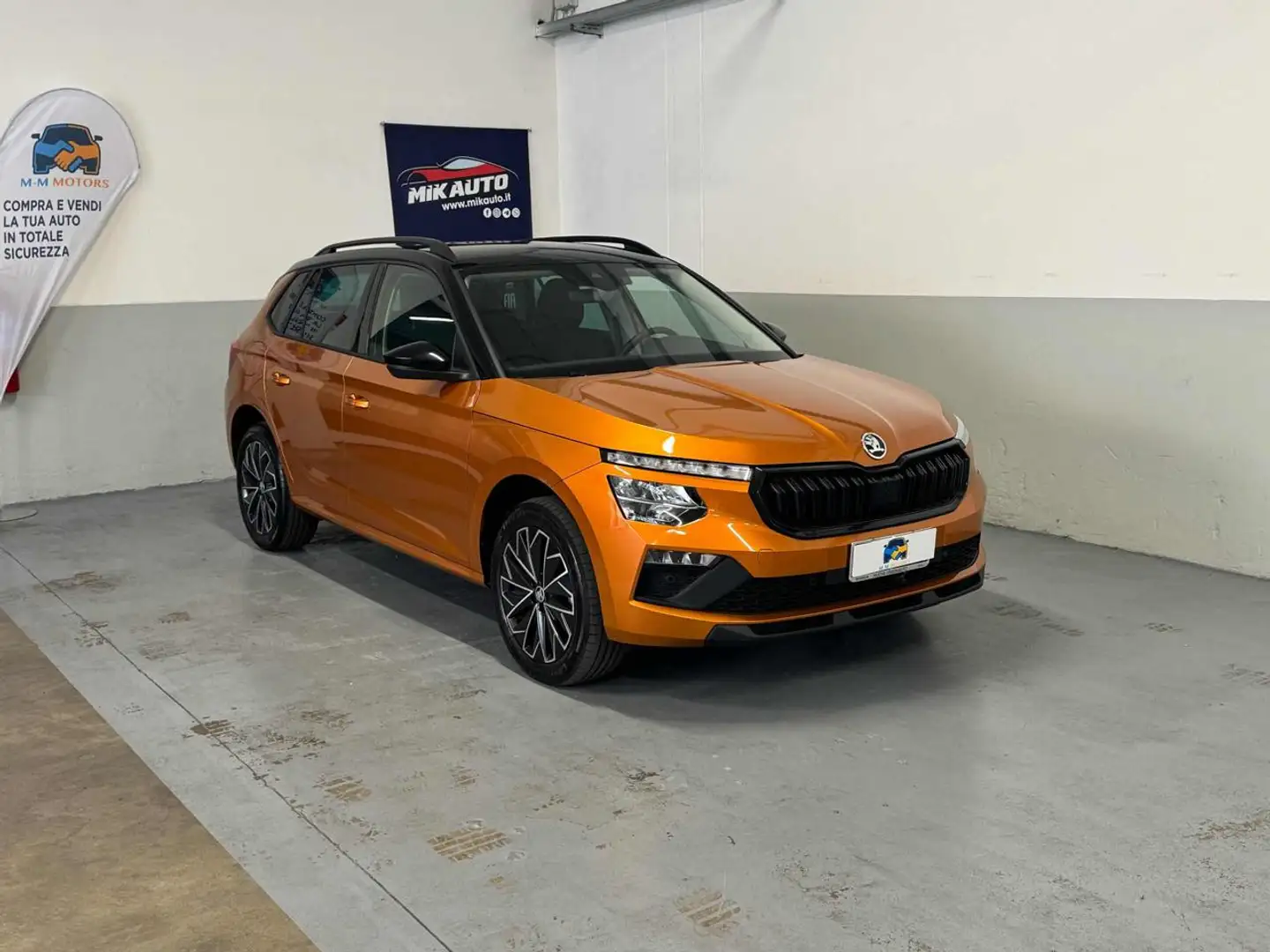 Skoda Kamiq 1.5 TSI ACT DSG Style Unicoproprietario Arancione - 2