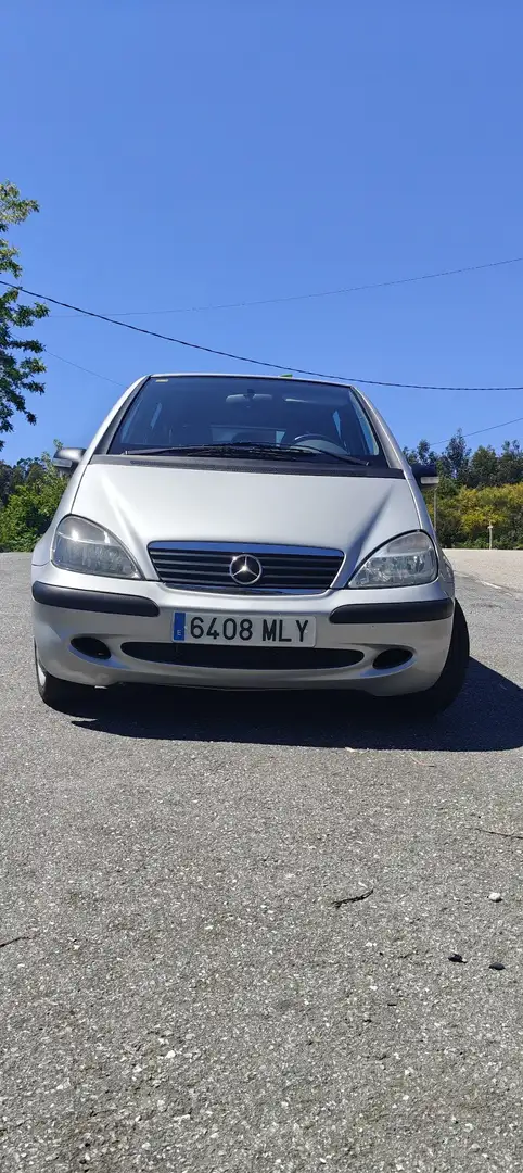 Mercedes-Benz A 170 170CDI Largo Plateado - 2