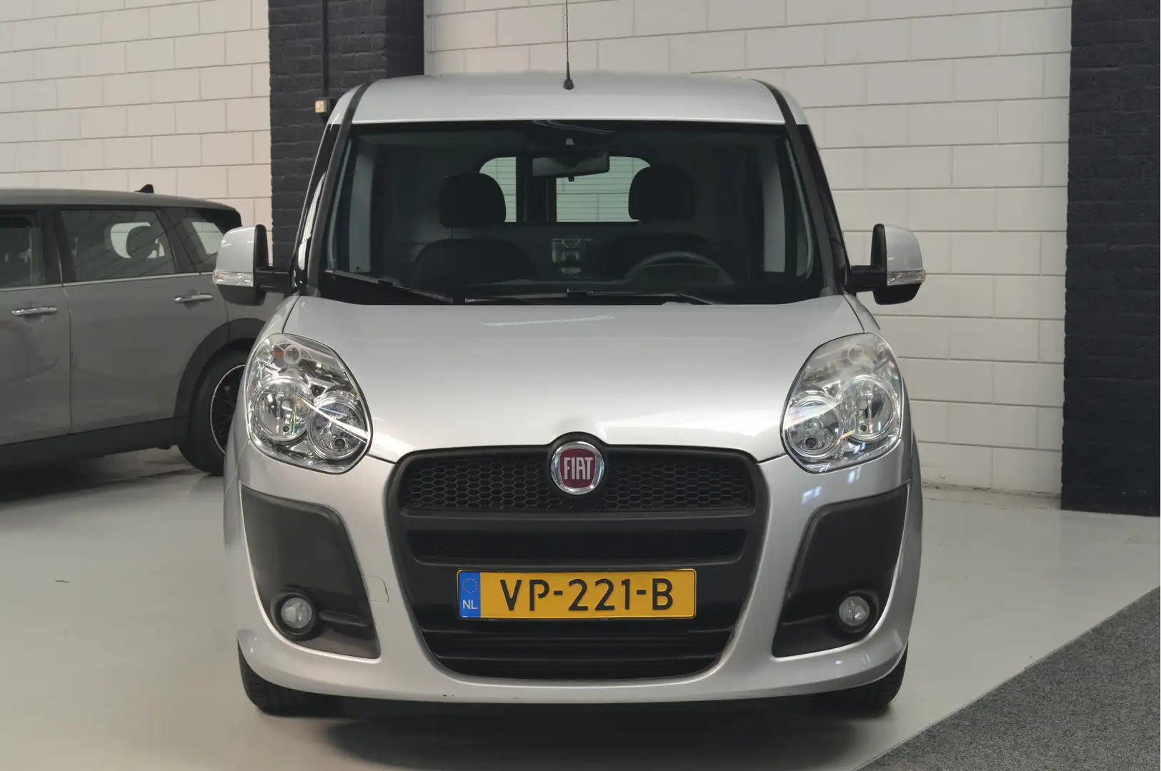 Fiat Doblo Cargo 1.3 MultiJet SX // 69.000 km // AIRCO // TRE - 2