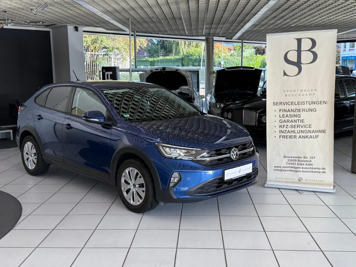 Volkswagen Taigo 1.0 TSI LED 1.HAND 16ALLWETTER BTH PDC Blau - 1