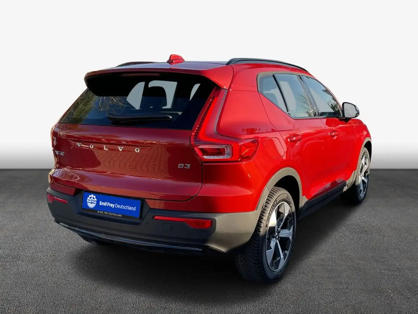 Volvo XC40 XC40 B3 B DKG Plus Dark Rot - 2