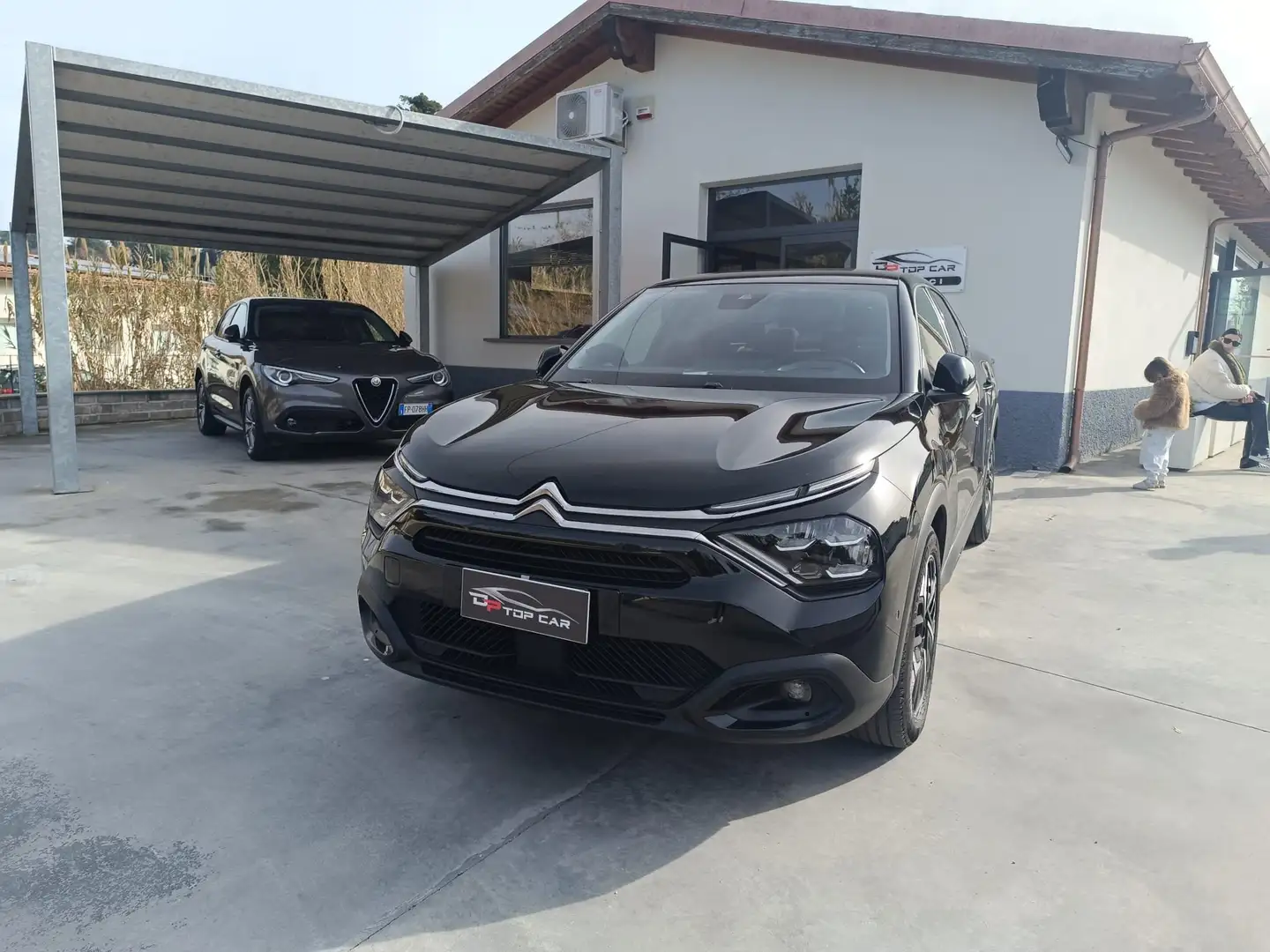 Citroen C4 C4 X 1.5 bluehdi Shine s Nero - 1