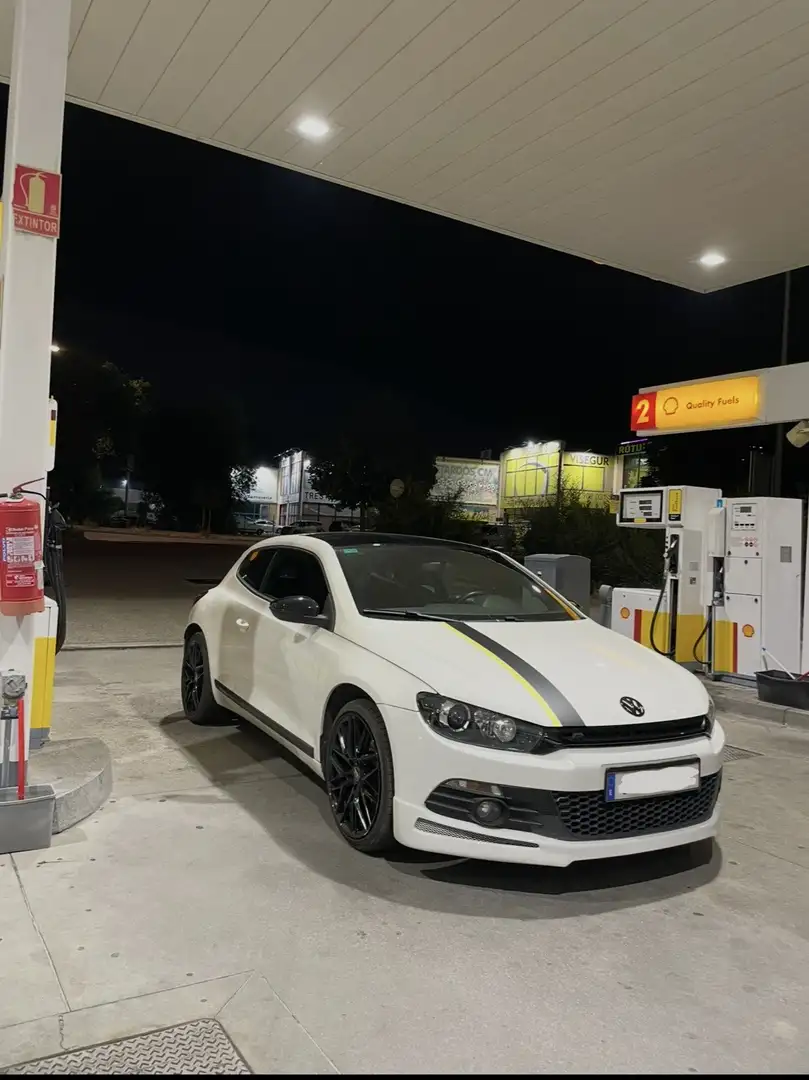 Volkswagen Scirocco 2.0 TSI 210 - 1