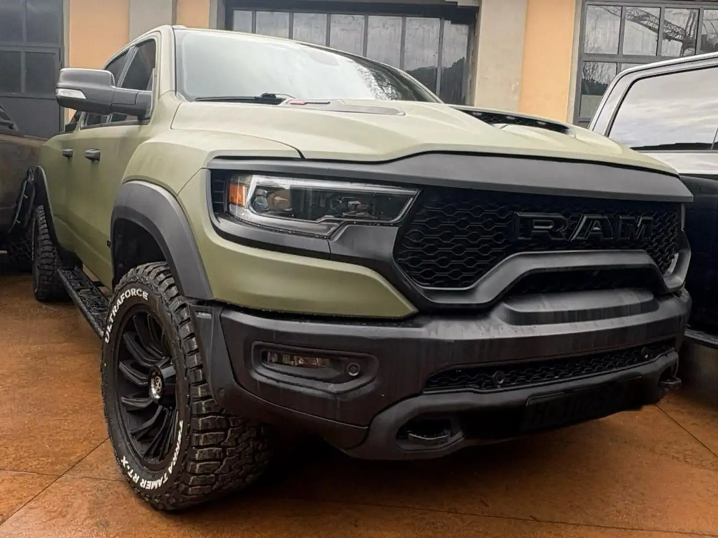 Dodge RAM NETTO IVA TRX KIT  LIMITED PRINS 120L 5.7 V8   4x4 Verde - 1