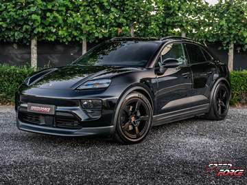 4 EV | 21" | Panodak | BOSE | Head-Up Display | Trekhaak | LED-Matrix | 4-Zone Airco | Porsche Innodrive
