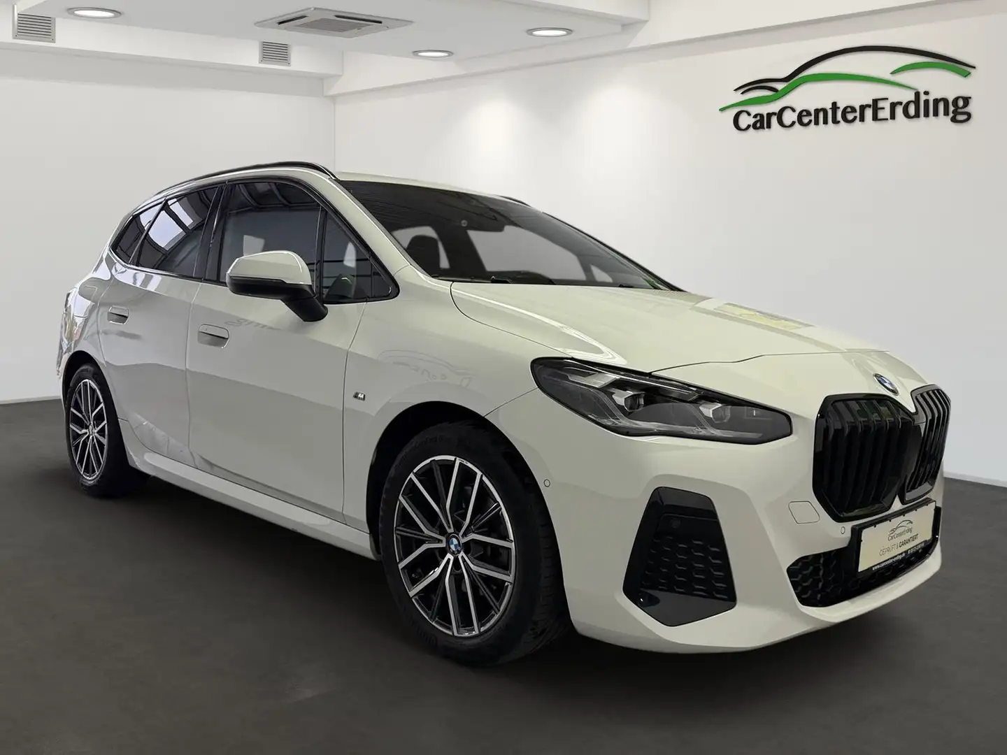 BMW 220 220iActiveTourer*M Sport*A.LED*Navi*Kamera*PDC Wit - 2