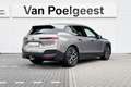 BMW iX xDrive50 Trekhaak | Panoramadak | Integral Active Grijs - thumbnail 4