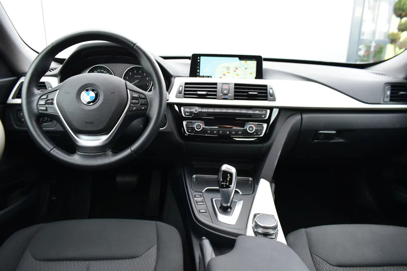 BMW 320 3-serie Gran Turismo 320i Corporate Lease Led Ecc Grijs - 2