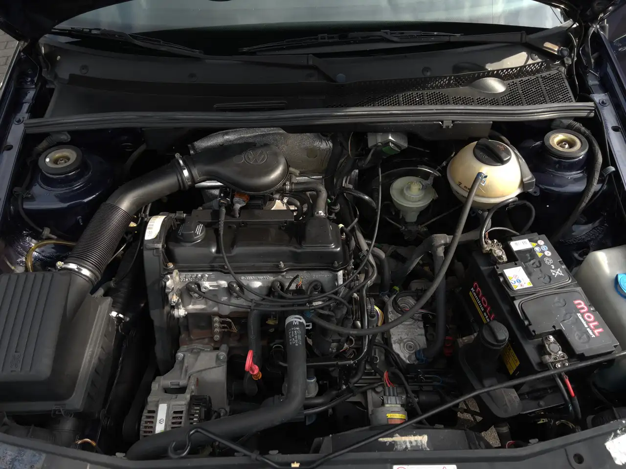 Volkswagen Golf 1.8 GL 69.000 KM 1 Vorbesitzer, foto 10