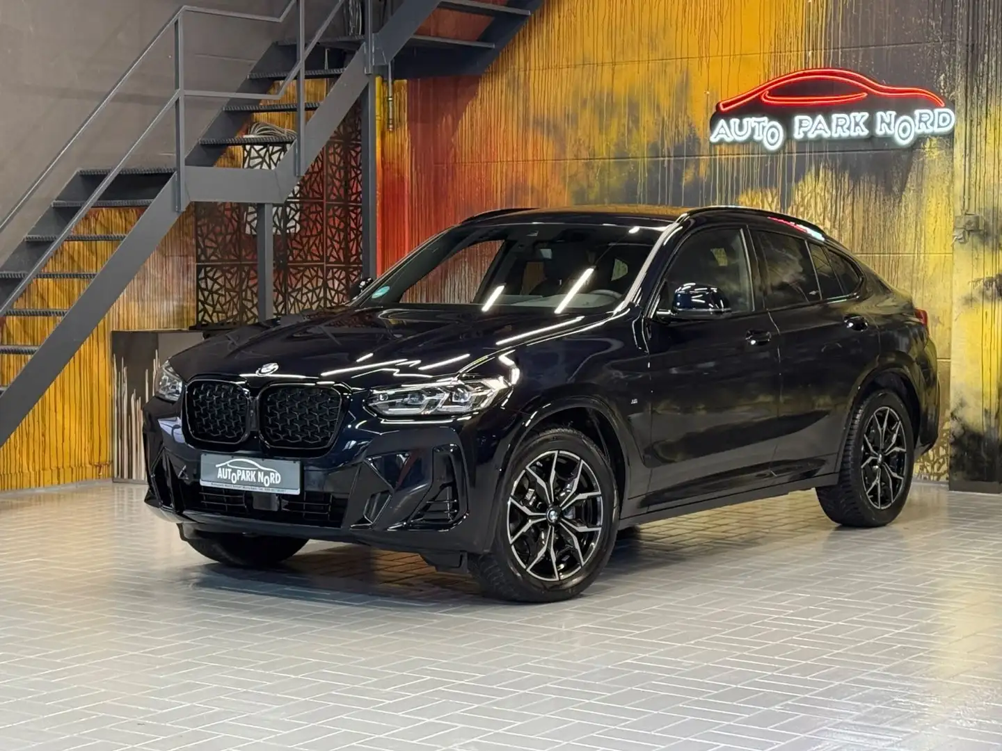 BMW X4 xDrive 20i M Sport~KAMERA 360~LED~LEDER~ACC Schwarz - 1