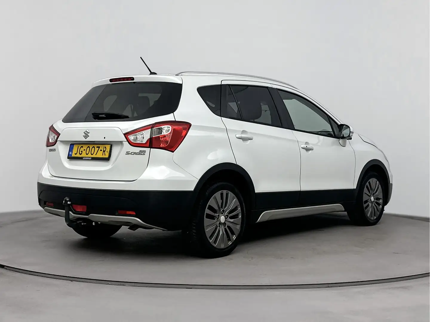 Suzuki SX4 S-Cross 1.6 Exclusive | Cruise Control | Climate Control | Blanc - 2