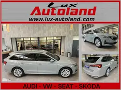 Skoda Octavia Combi 2,0 TDI Selection*AHK*Matrix*ACC