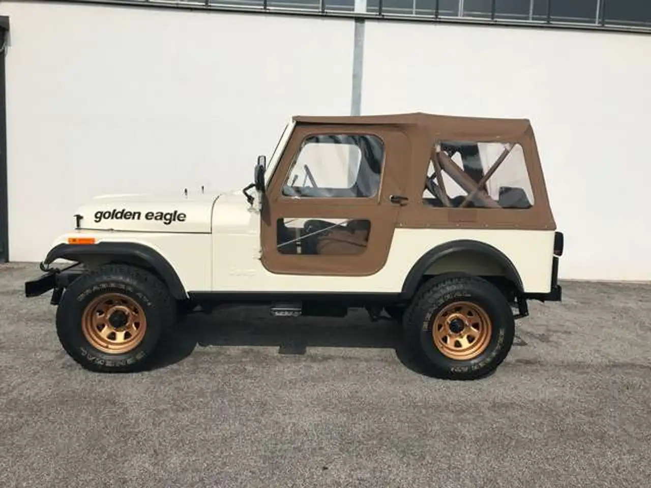 Jeep CJ-7 Golden Eagle, foto 2