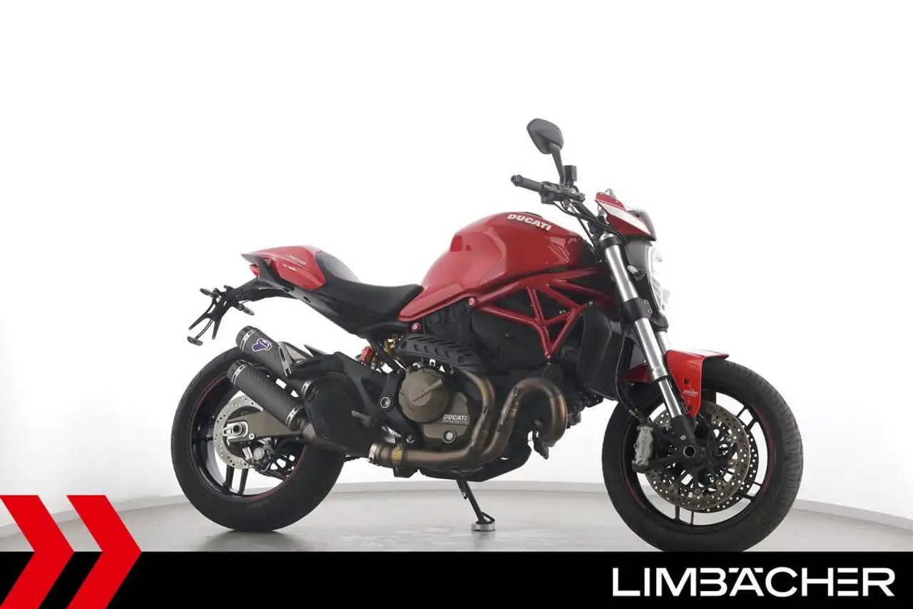 Ducati Monster 821