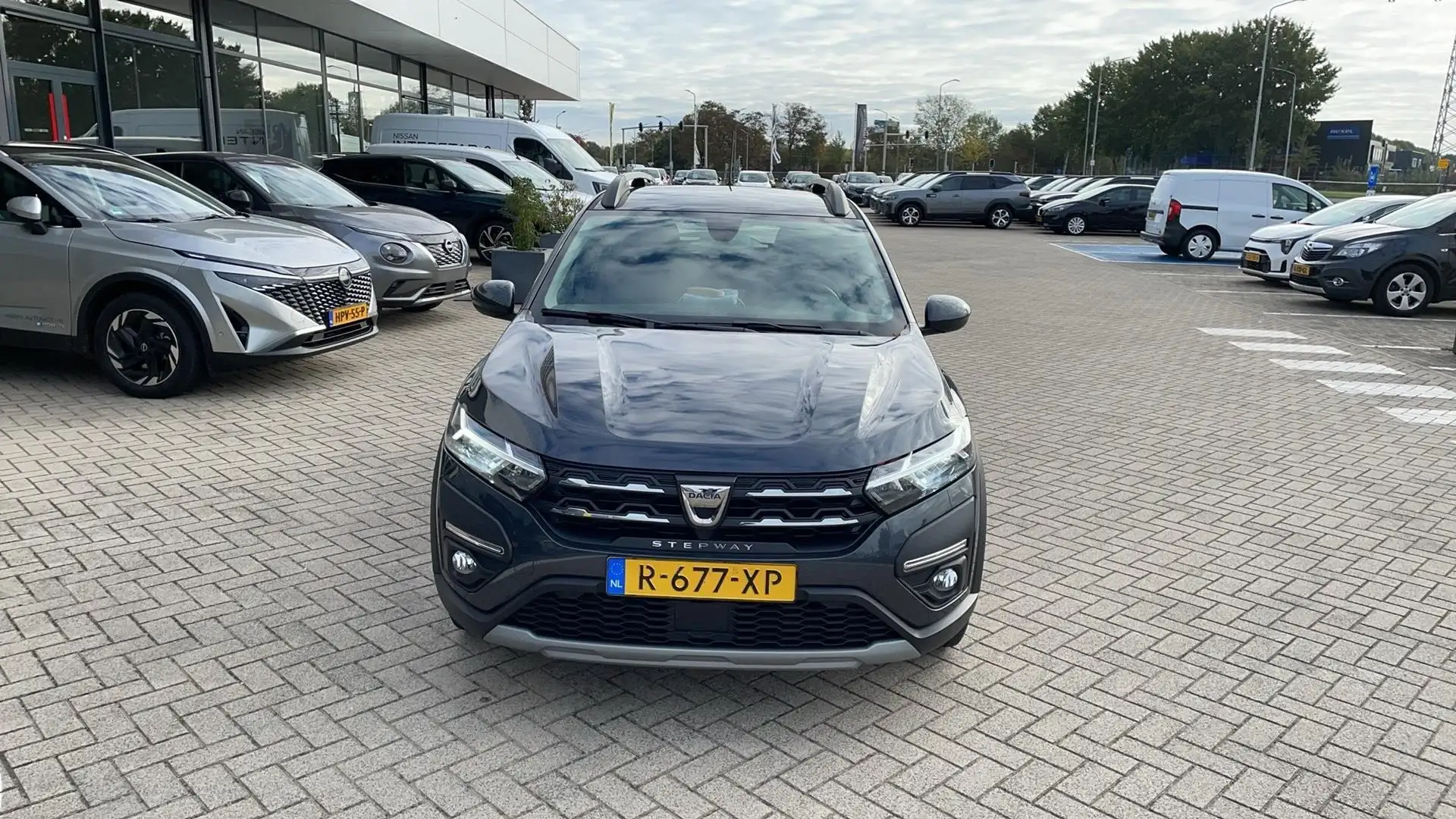 Dacia Sandero Stepway TCe 90 Comfort Gris - 2
