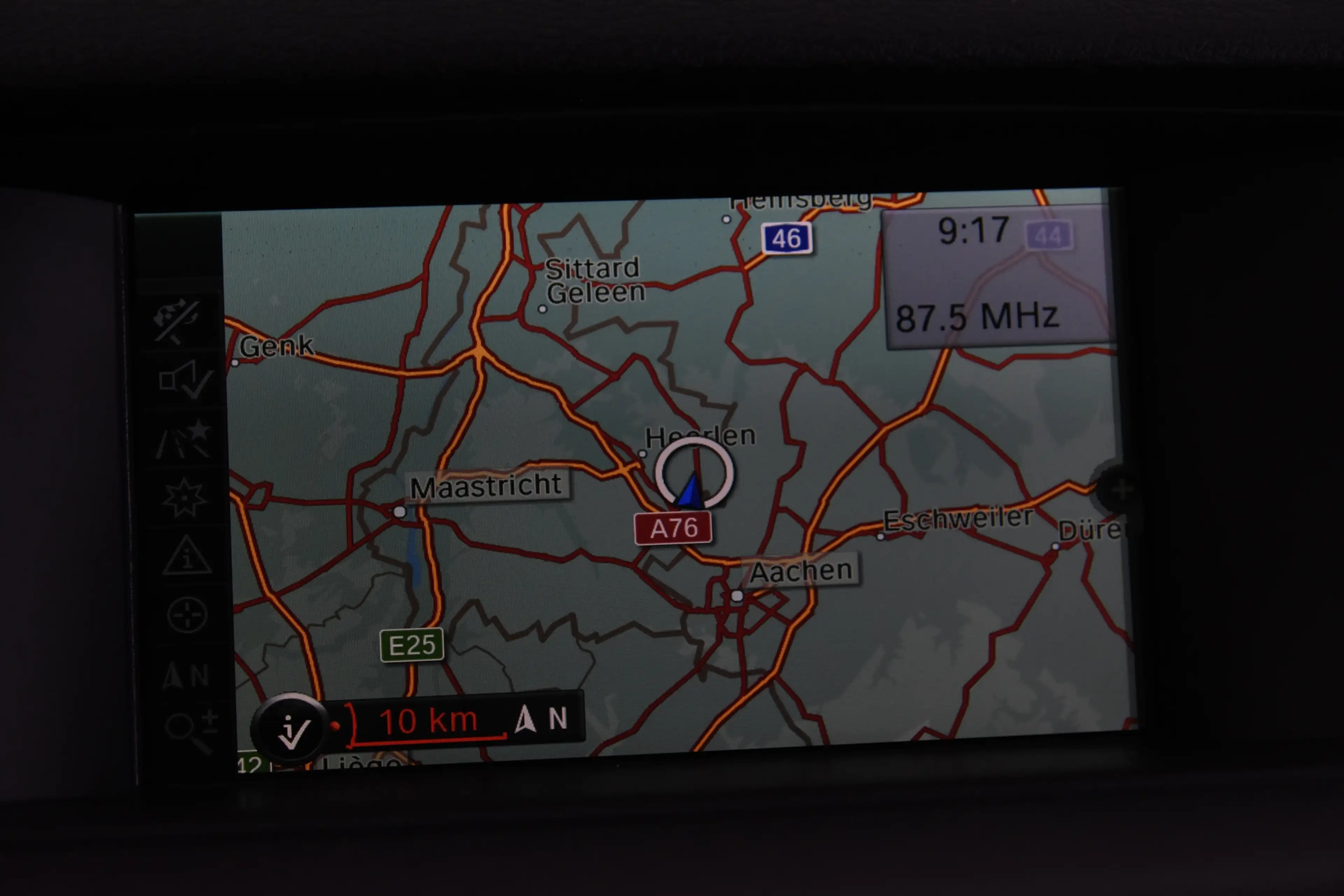 BMW X1 sDrive16d Sport *Navigatie*Stoelverwarming*PDC* — photo 12