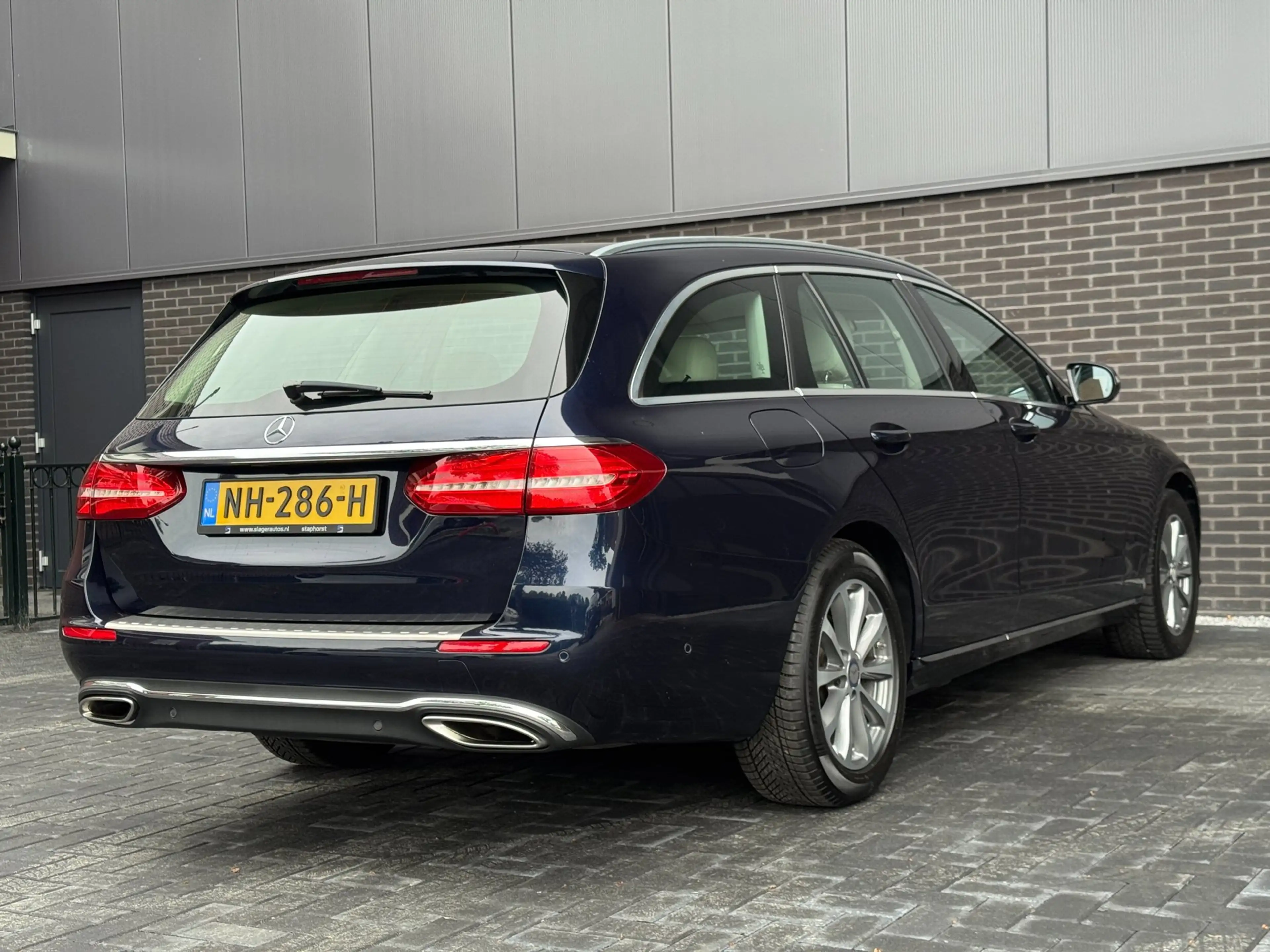 Mercedes-Benz E 200 Estate Prestige | Leder | Navi | 360 camera | Sfee — photo 4