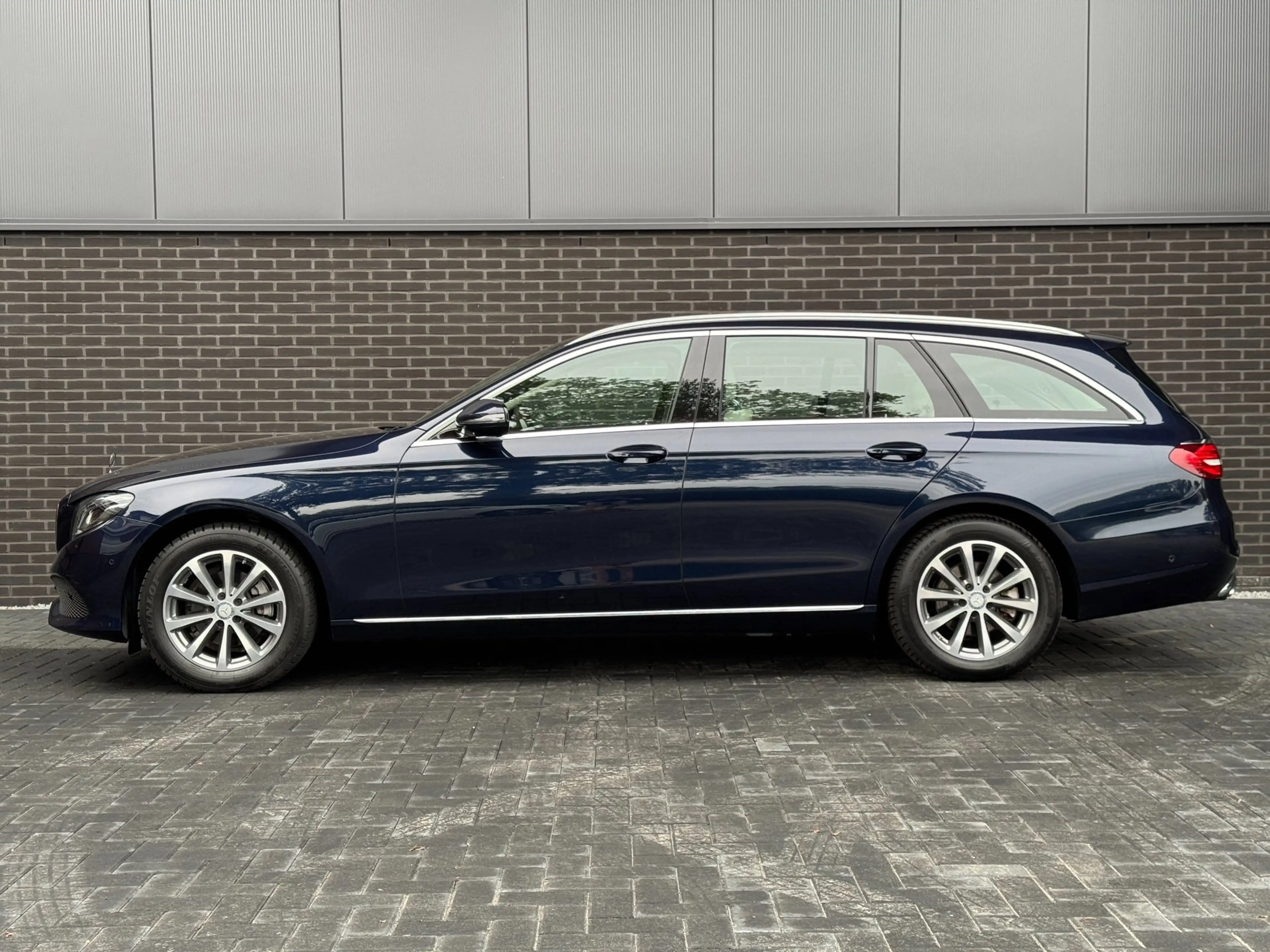 Mercedes-Benz E 200 Estate Prestige | Leder | Navi | 360 camera | Sfee — photo 10