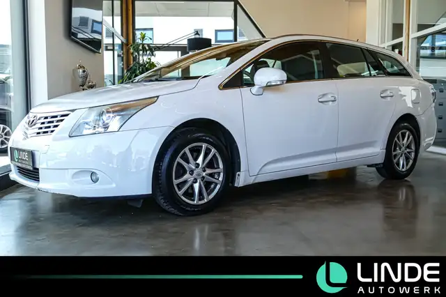 Toyota Avensis Edition |NAVI|R.KAMERA|TEMPO.|16 ALU