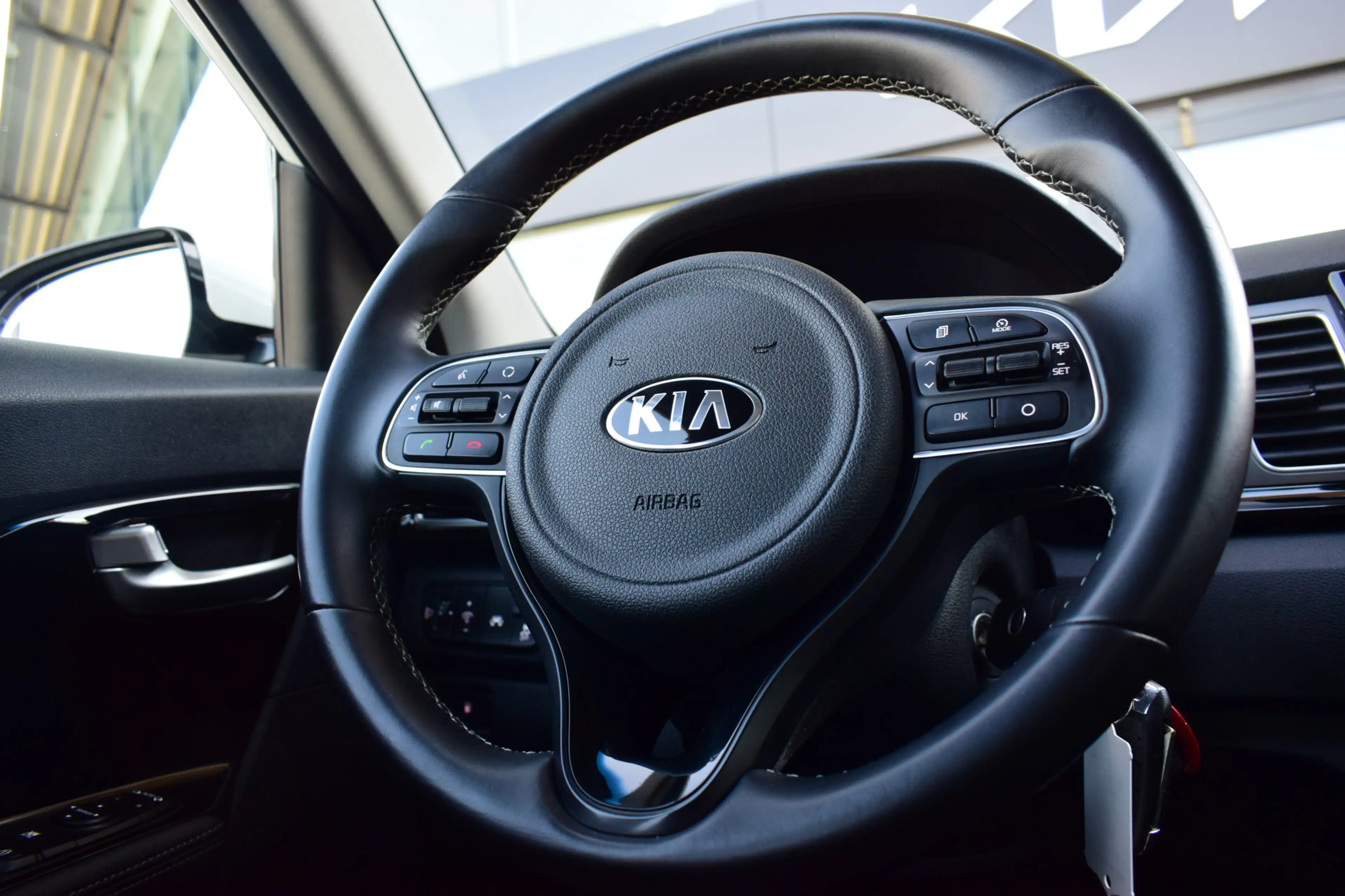 Kia Niro 1.6 GDi Hybrid DynamicLine | Cruise | Climate | Ca — photo 14