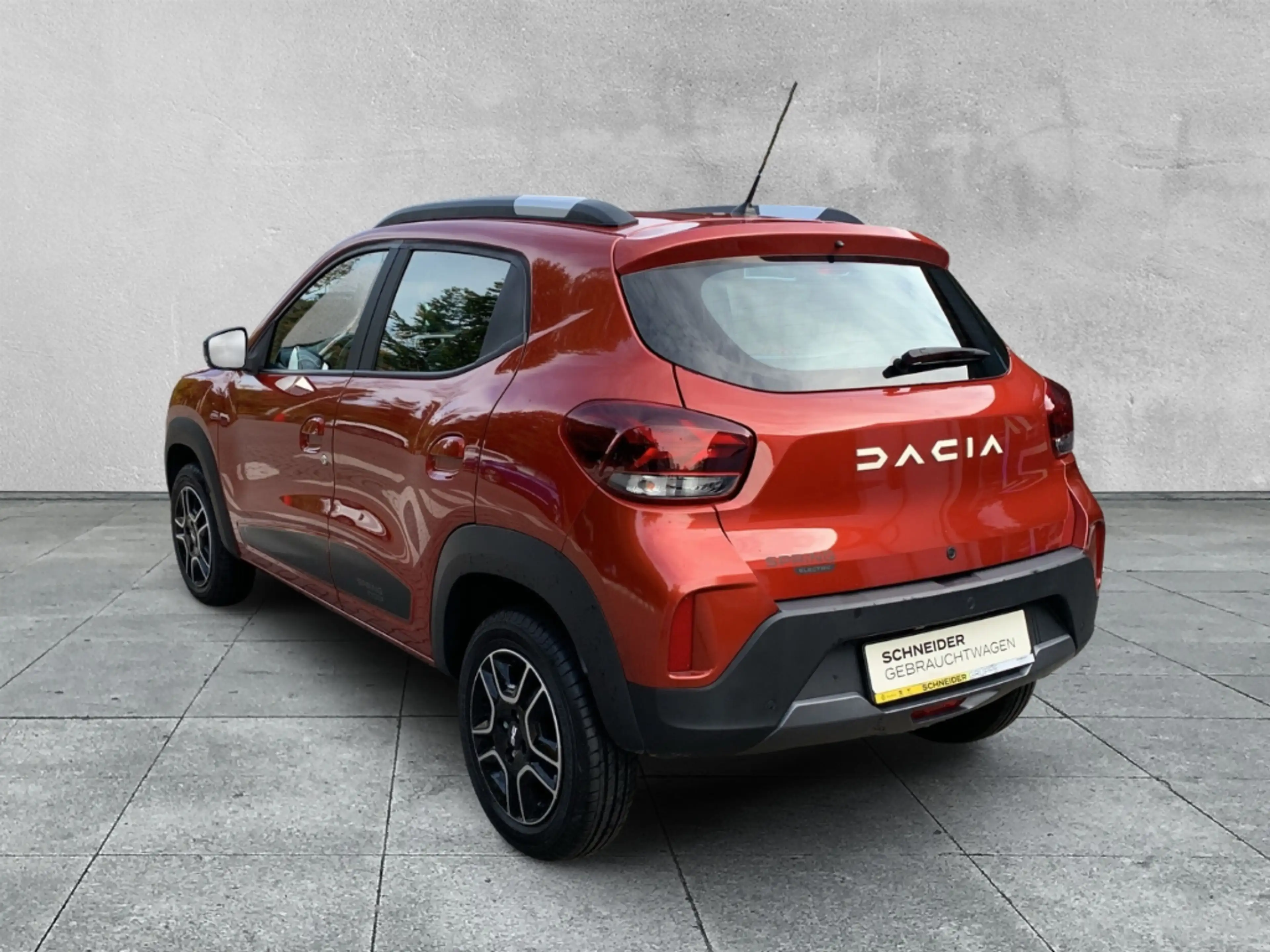 Dacia Spring EXPRESSION ESSENTIAL ELECTRIC 45 CCS+NAVIGATION+ — photo 3