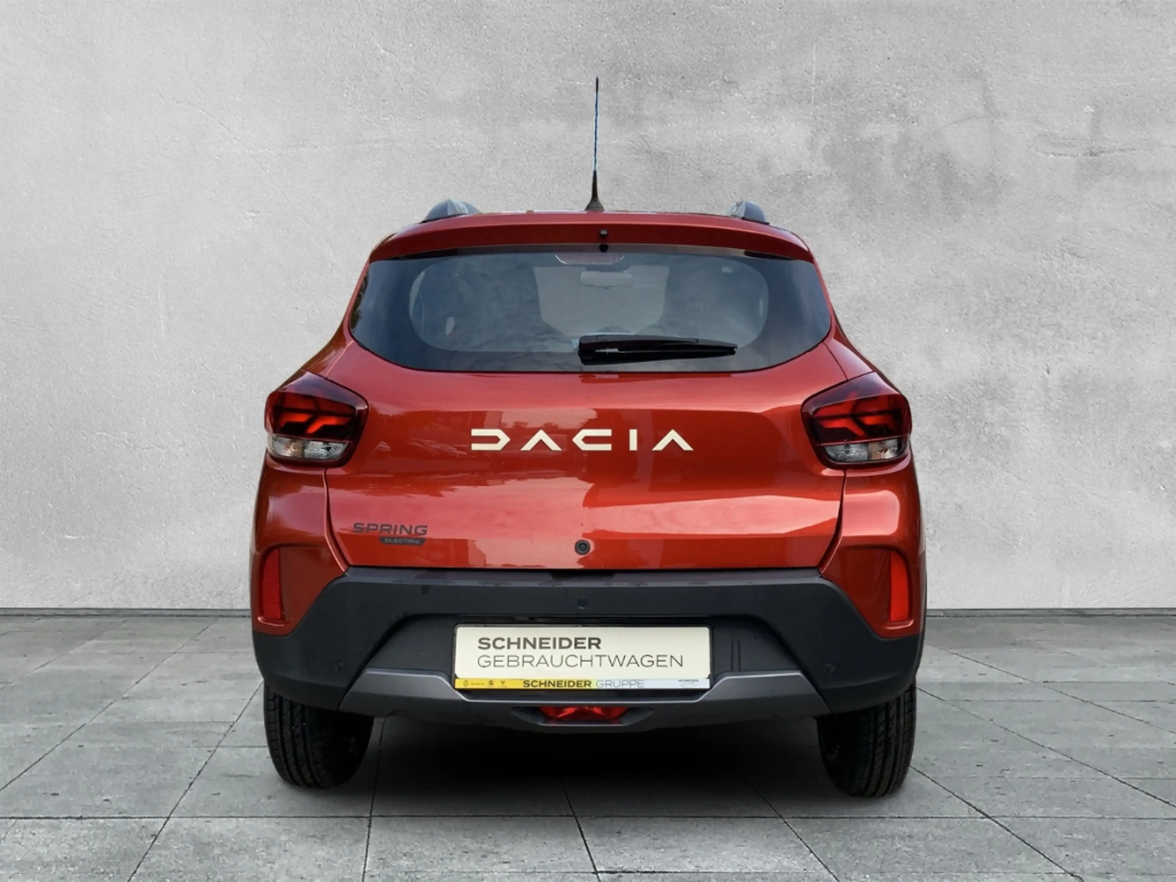 Dacia Spring EXPRESSION ESSENTIAL ELECTRIC 45 CCS+NAVIGATION+ — photo 4